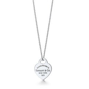 TIFFANY & CO Return to Tiffany Heart Necklace